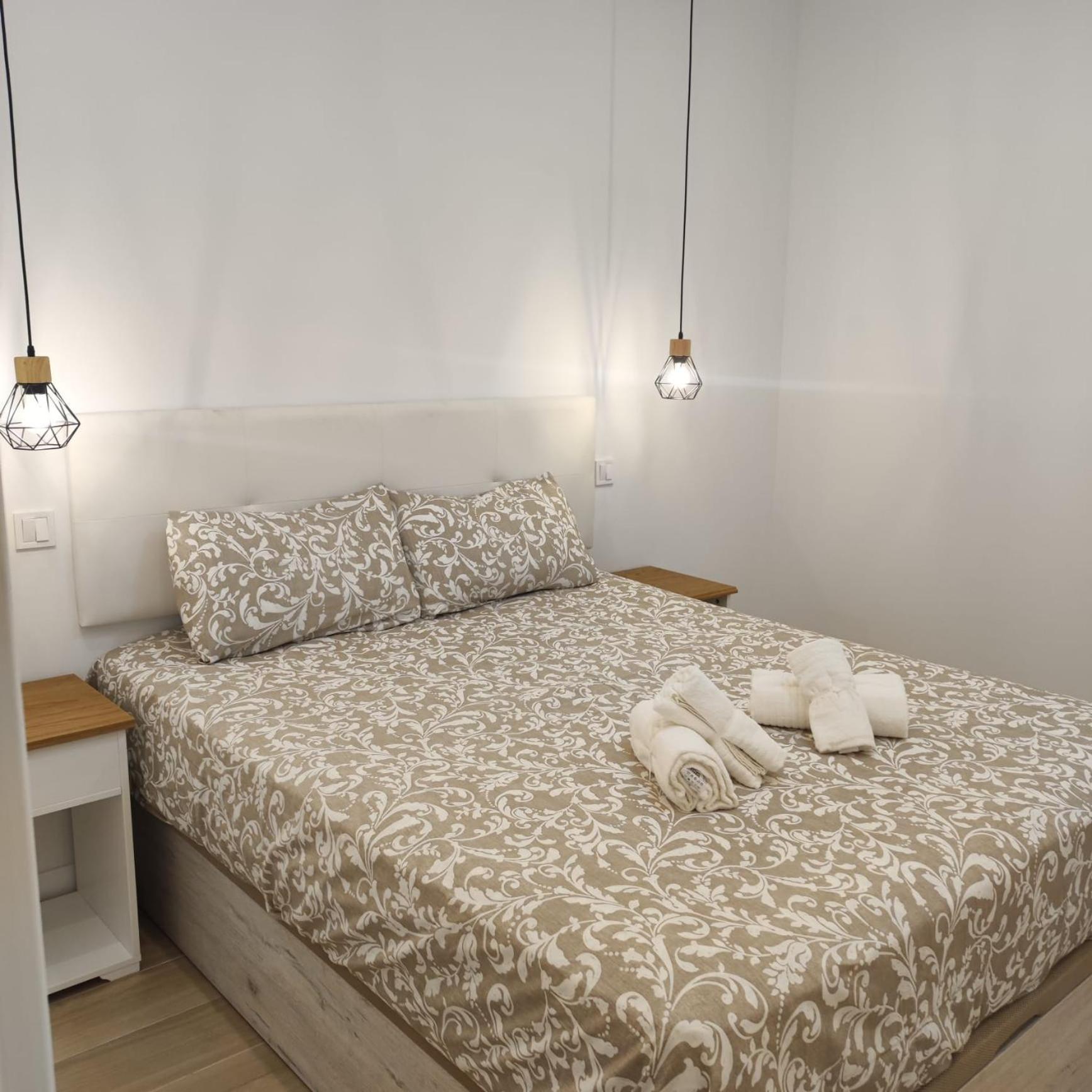 Av. Asturias Apartamento Madrid Bagian luar foto
