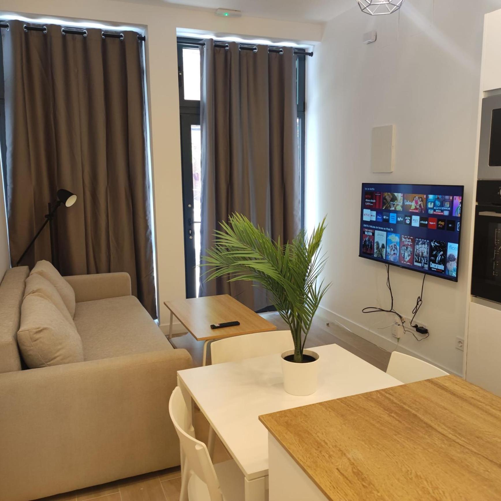 Av. Asturias Apartamento Madrid Bagian luar foto