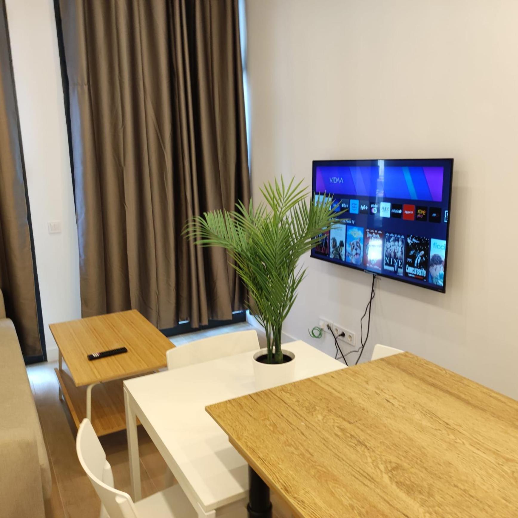 Av. Asturias Apartamento Madrid Bagian luar foto